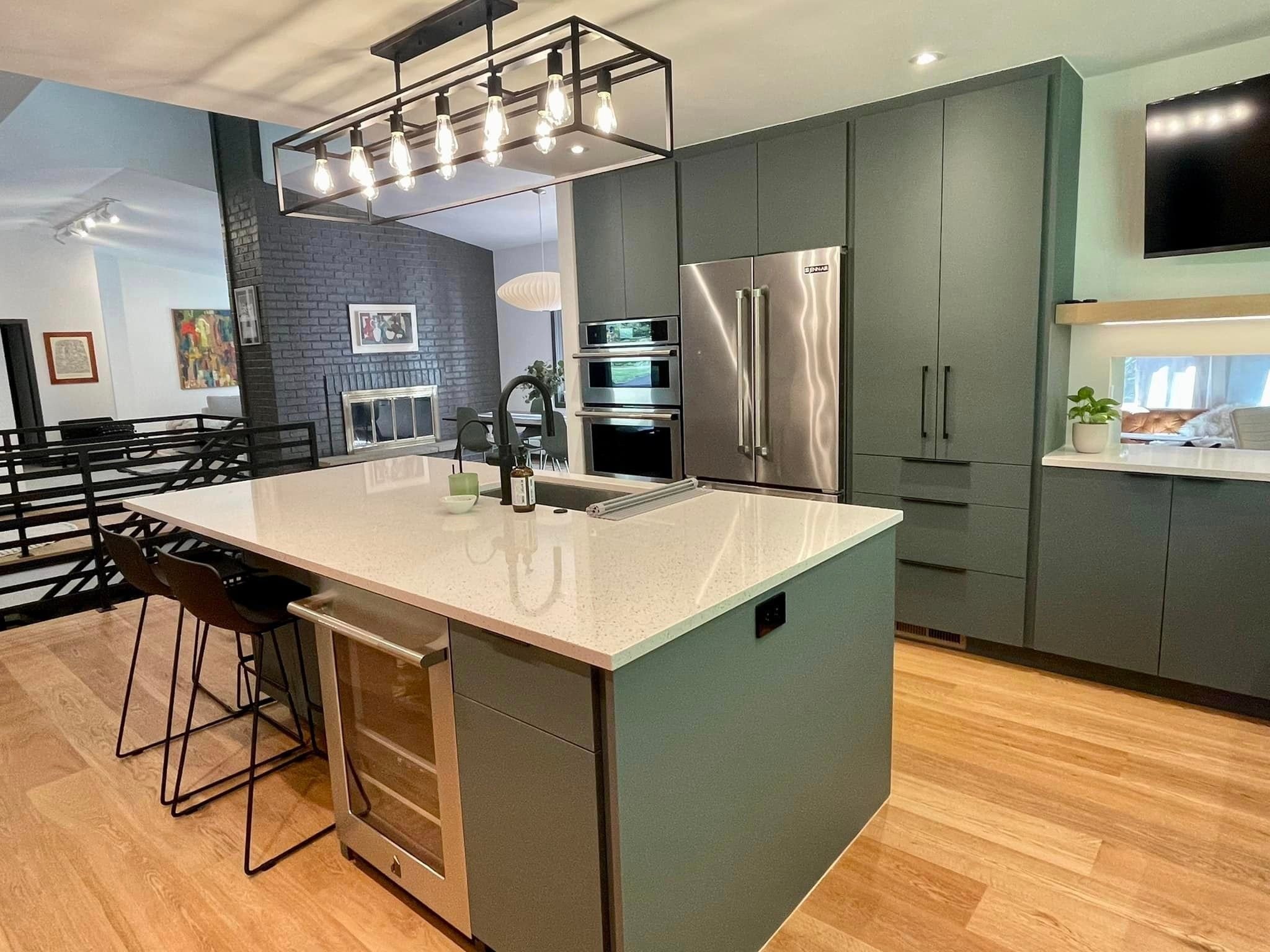 Exploring Life & Business with Derek Benson of Elevation Construction