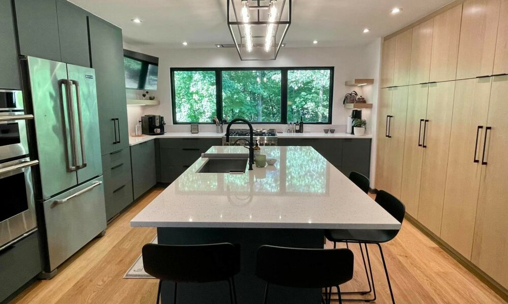 Exploring Life & Business with Derek Benson of Elevation Construction