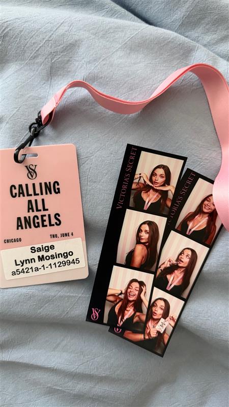 Pink badge with text and a photo booth strip showing a woman making different facial expressions, on a light fabric background.